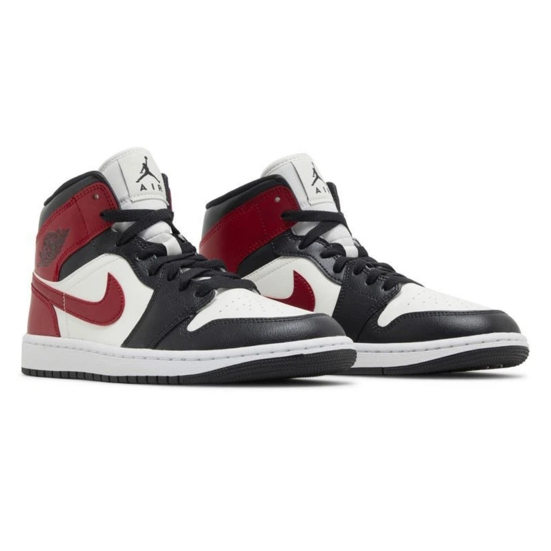 Air Jordan Wmns Air Jordan 1 Mid 'Black Toe'