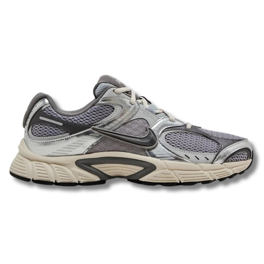 Nike V5 RNR Cement Grey Fog Light